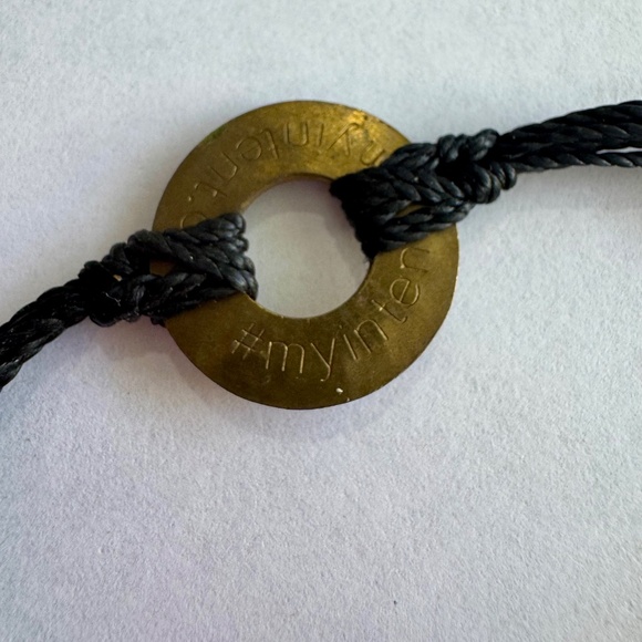 Pura Vida "Motivation" Black Bracelet - Picture 3 of 3